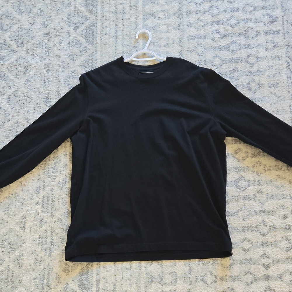 Eddie Bauer Men's Classic Black Long Sleeve Tee
